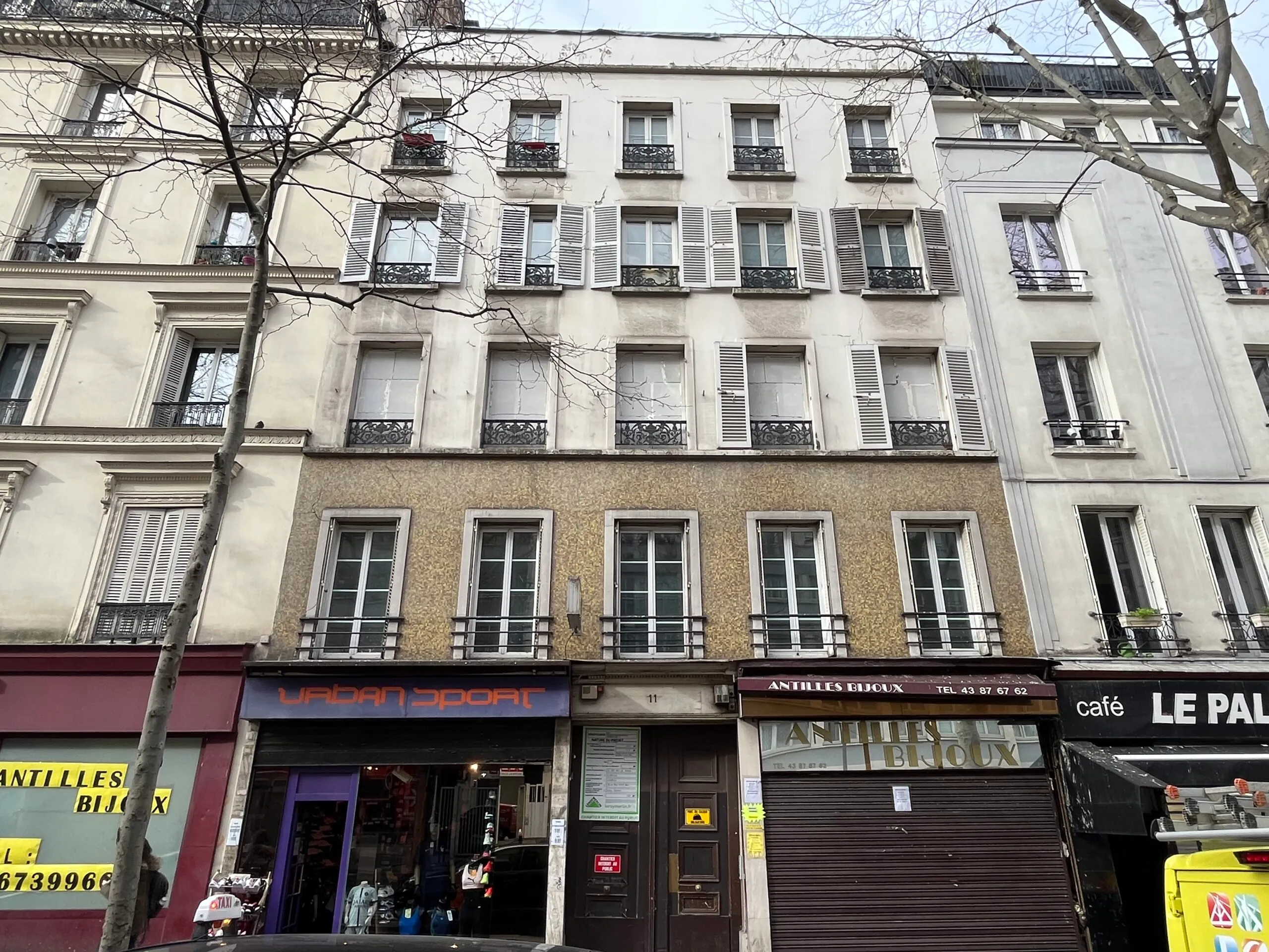 Saint Ouen, photo 1 of 3